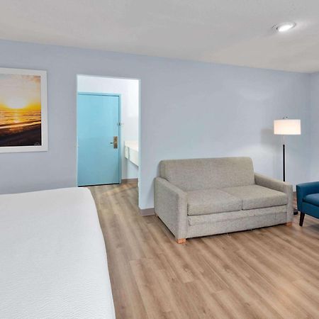 Days Inn & Suites By Wyndham Siler City Ngoại thất bức ảnh